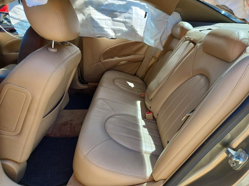 68382306 :رقم المزاد ، 1G4HC5EM2AU137224 vin ، 2010 Buick Lucerne مزاد بيع