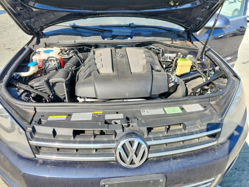 Продаж на аукціоні авто 2014 Volkswagen Touareg, vin: WVGEP9BP1ED014940, номер лоту: 67889416