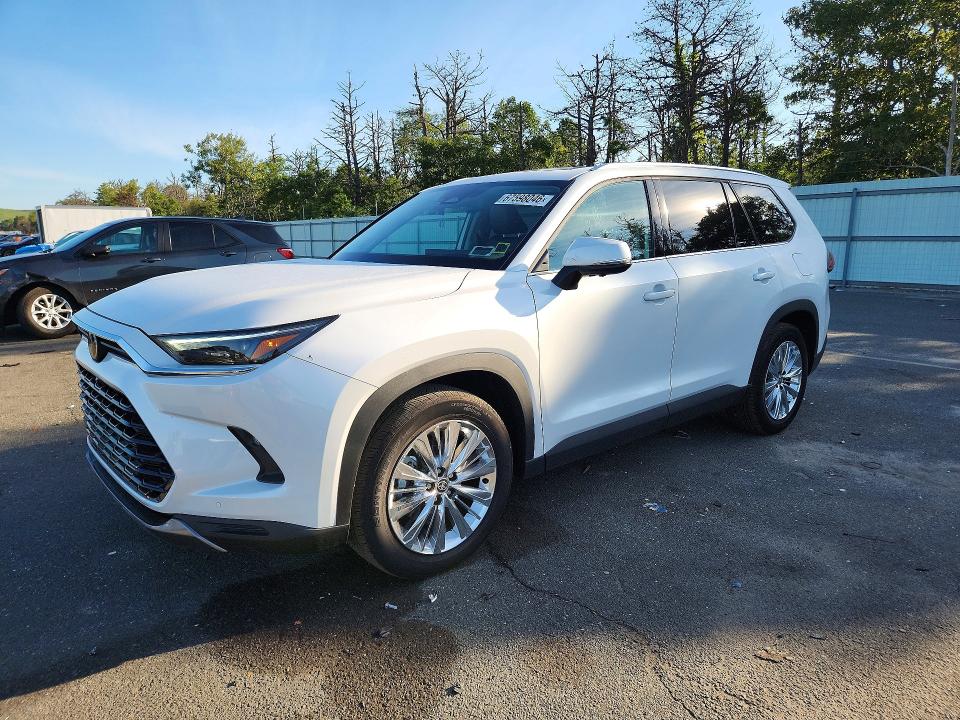 Auction sale of the 2026 Toyota Grand Highlander, vin: 5TDAAAB56TS130561, lot number: 67598046