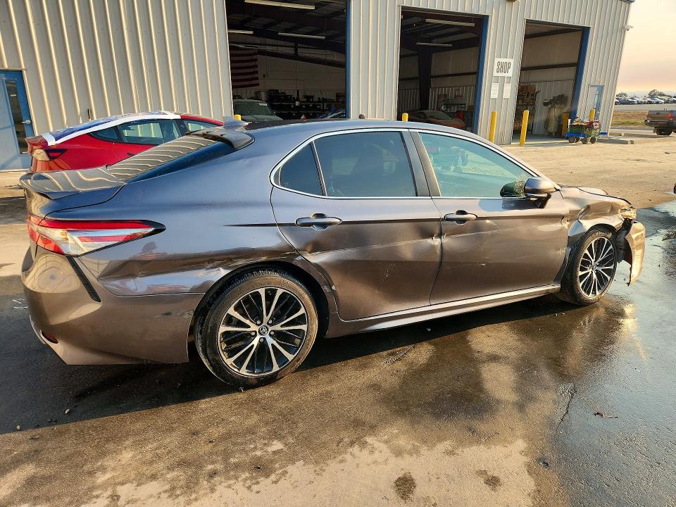 2019 Toyota Camry მანქანა იყიდება აუქციონზე, vin: 4T1B11HK8KU226103, აუქციონის ნომერი: 67826506