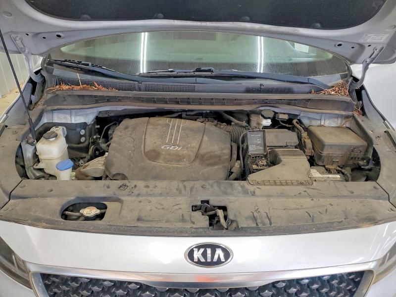 67655536 :رقم المزاد ، KNDMC5C13J6348819 vin ، 2018 Kia Sedona مزاد بيع