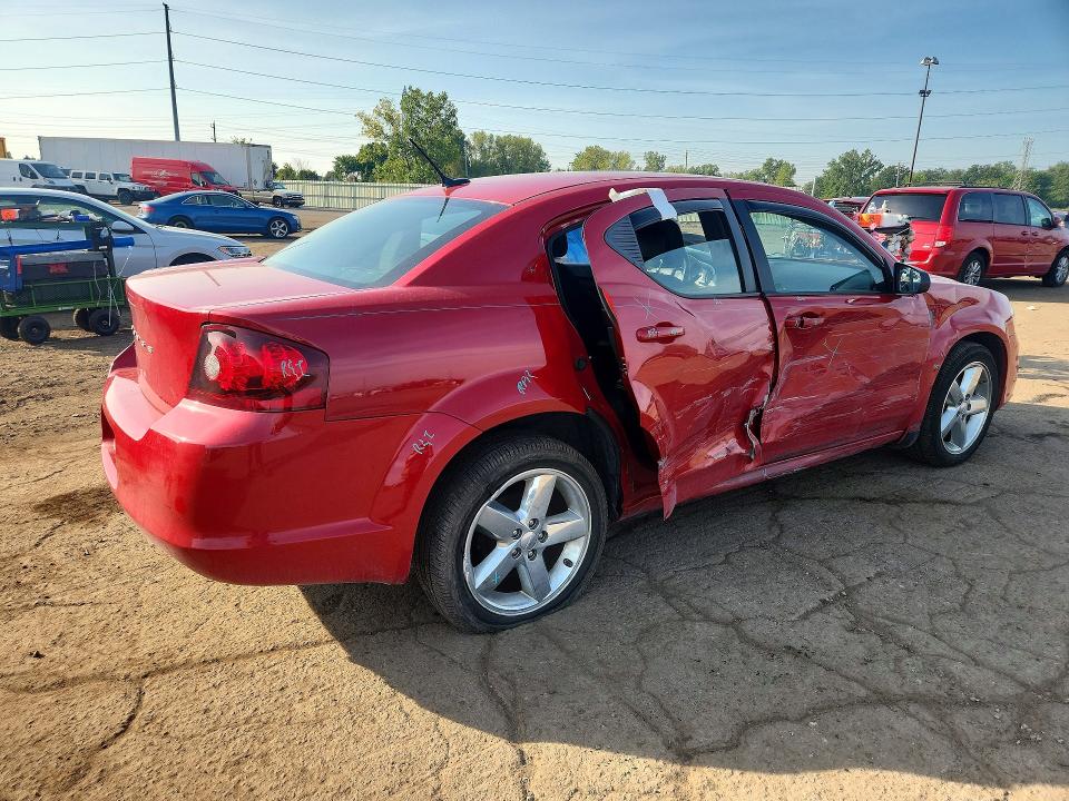 66753216 :رقم المزاد ، 1C3CDZAB4DN685218 vin ، 2013 Dodge Avenger مزاد بيع