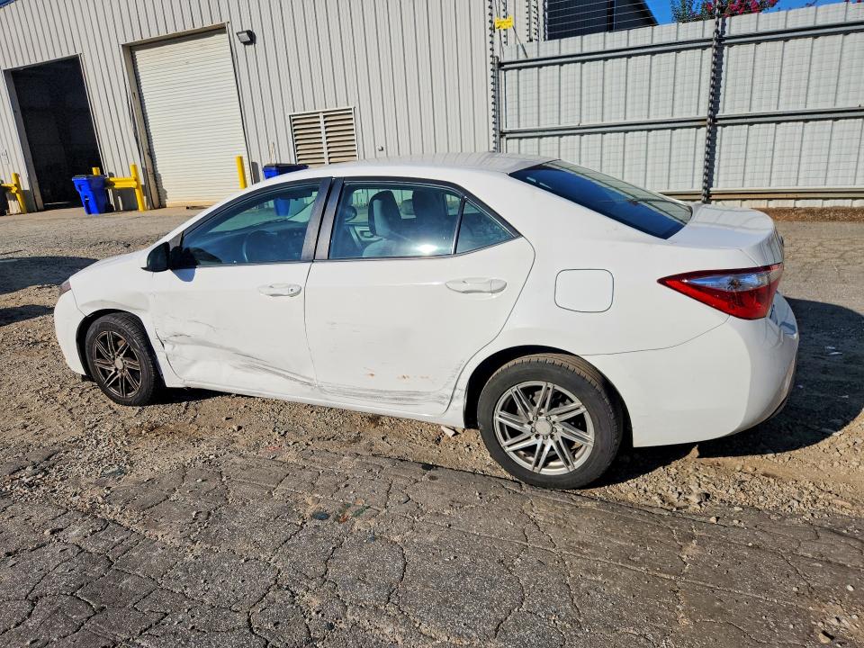 68178926 :رقم المزاد ، 5YFBURHE0FP280275 vin ، 2015 Toyota Corolla مزاد بيع
