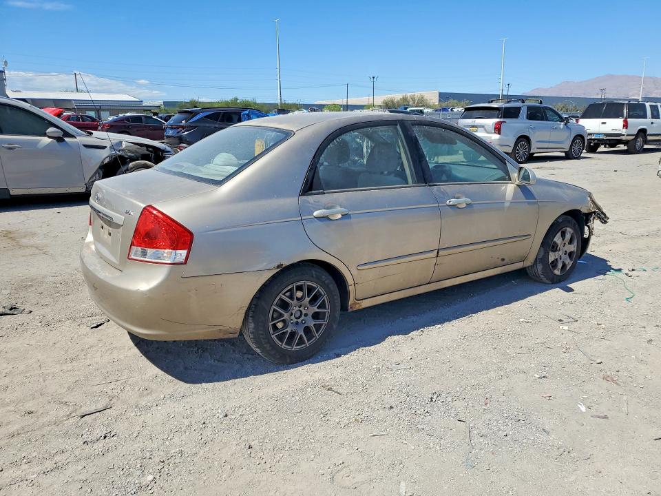 68599326 :رقم المزاد ، KNAFE121375472095 vin ، 2007 Kia Spectra مزاد بيع