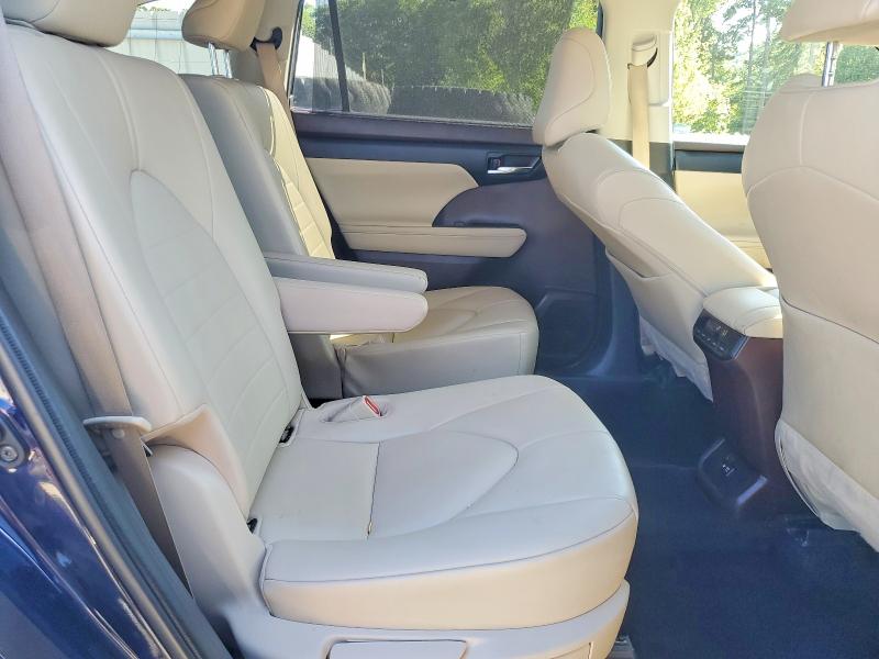 Продажа на аукционе авто 2021 Toyota Highlander, vin: 5TDGZRBH5MS072083, номер лота: 68582826