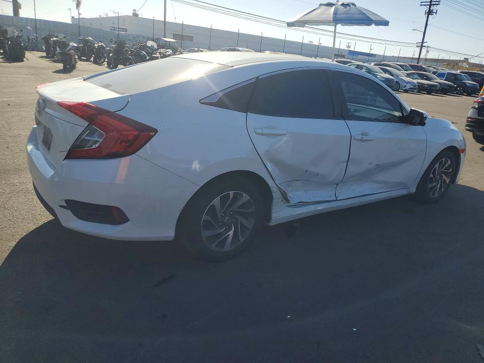 69746146 :رقم المزاد ، 2HGFC2F72GH568078 vin ، 2016 Honda Civic مزاد بيع