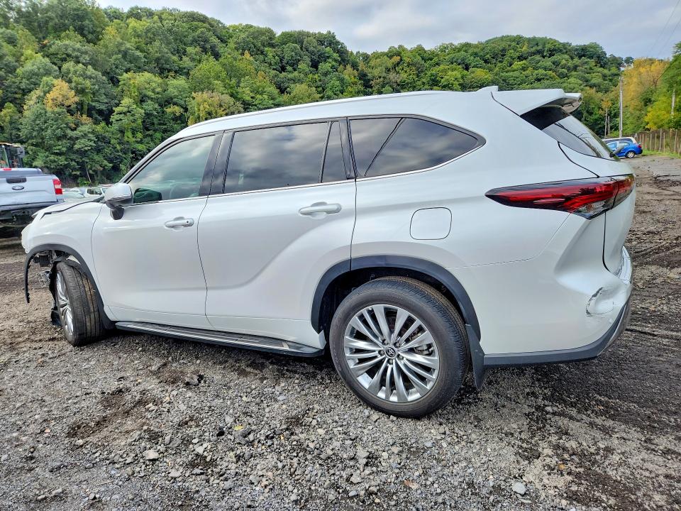 Продаж на аукціоні авто 2024 Toyota Highlander, vin: 5TDKDRBH7RS542128, номер лоту: 71229086