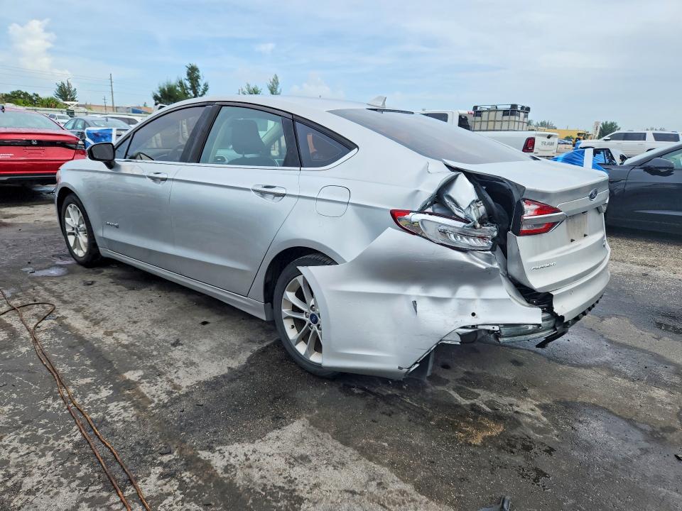 Продажа на аукционе авто 2019 Ford Fusion, vin: 3FA6P0LU0KR127652, номер лота: 68544656