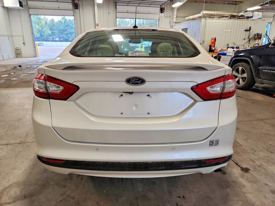 Auction sale of the 2014 Ford Fusion, vin: 3FA6P0RU6ER393284, lot number: 70602526