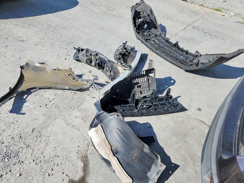 69635796 :رقم المزاد ، 5TDKZRFH2HS518801 vin ، 2017 Toyota Highlander مزاد بيع