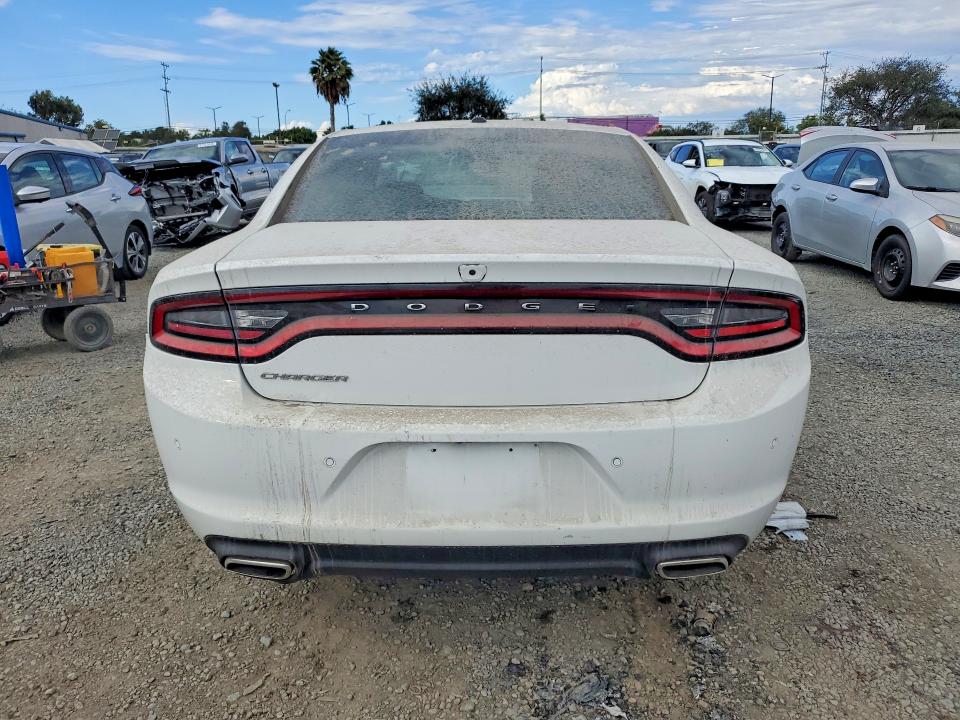 67866306 :رقم المزاد ، 2C3CDXBGXMH670956 vin ، 2021 Dodge Charger مزاد بيع