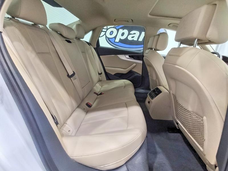 69095256 :رقم المزاد ، WAUDNAF47JN018127 vin ، 2018 Audi A4 مزاد بيع