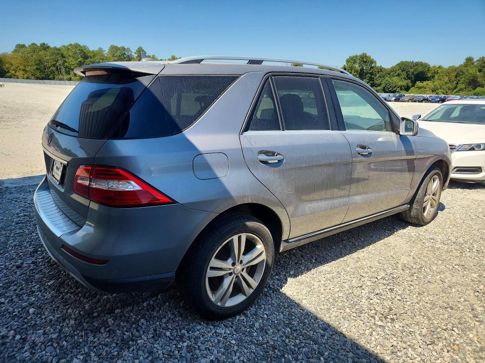 Auction sale of the 2015 Mercedes-benz Ml, vin: 4JGDA5JBXFA479327, lot number: 64798036