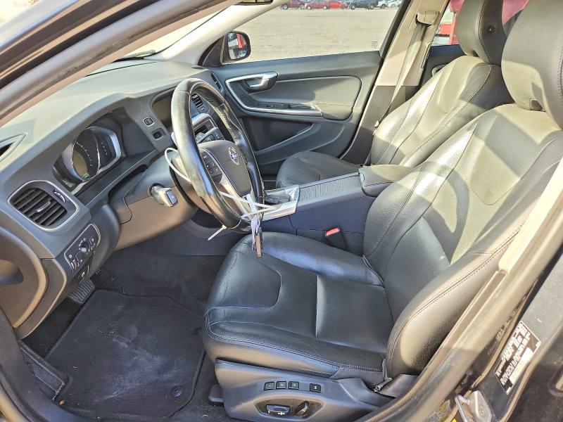 69283536 :رقم المزاد ، YV140MFB0F2315387 vin ، 2015 Volvo S60 مزاد بيع