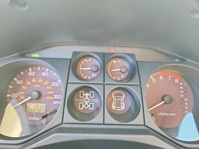70092666 :رقم المزاد ، JA4MW51R62J069972 vin ، 2002 Mitsubishi Montero مزاد بيع