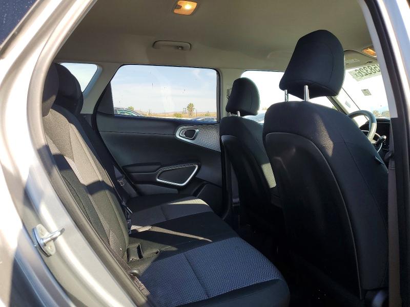 68858326 :رقم المزاد ، KNDJ23AUXN7822675 vin ، 2022 Kia Soul مزاد بيع