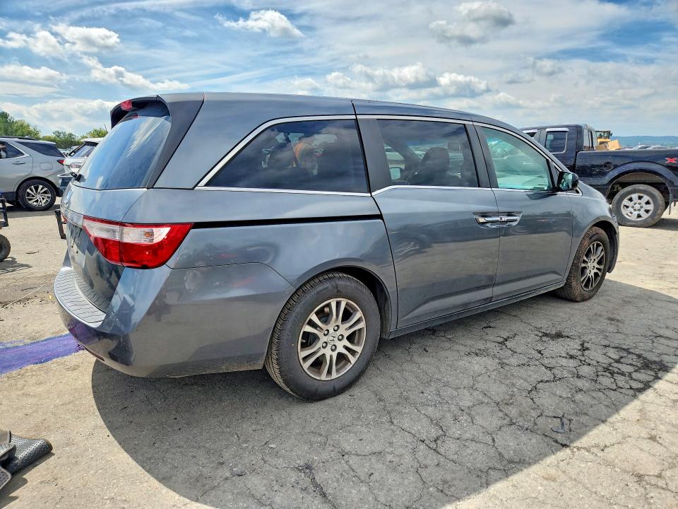 68417716 :رقم المزاد ، 5FNRL5H6XBB001679 vin ، 2011 Honda Odysssey مزاد بيع