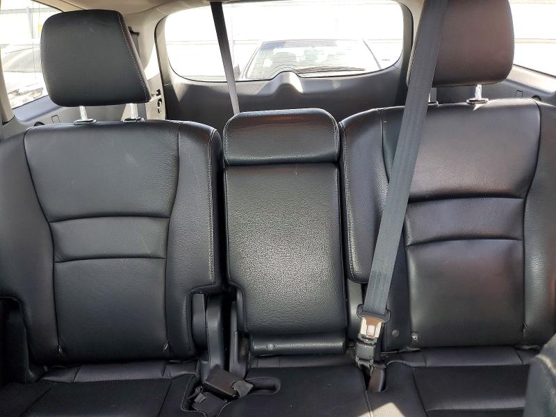 Продаж на аукціоні авто 2018 Honda Pilot, vin: 5FNYF6H54JB056482, номер лоту: 69229716
