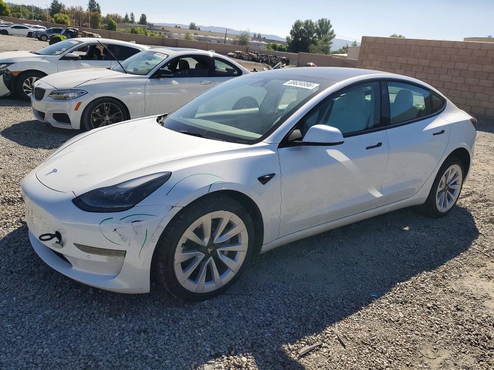 2022 Tesla Model 3 მანქანა იყიდება აუქციონზე, vin: 5YJ3E1EA7NF303730, აუქციონის ნომერი: 69634996