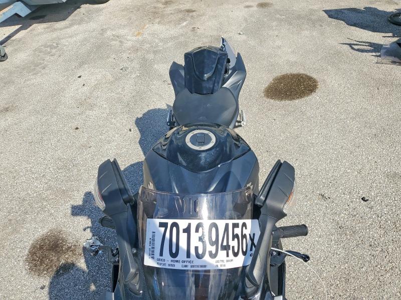 70139456 :رقم المزاد ، JS1GT78A2C2100146 vin ، 2012 Suzuki Gsx-r1000 مزاد بيع