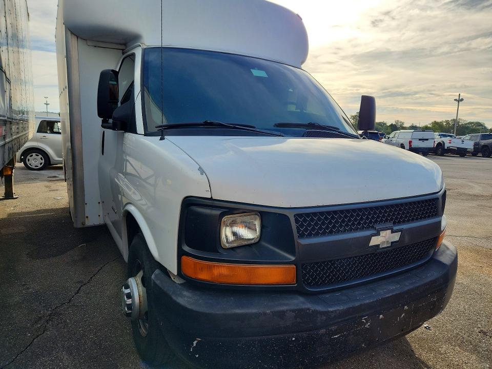 70704806 :رقم المزاد ، 1GBJG316991130343 vin ، 2009 Chevrolet Express G3500 مزاد بيع