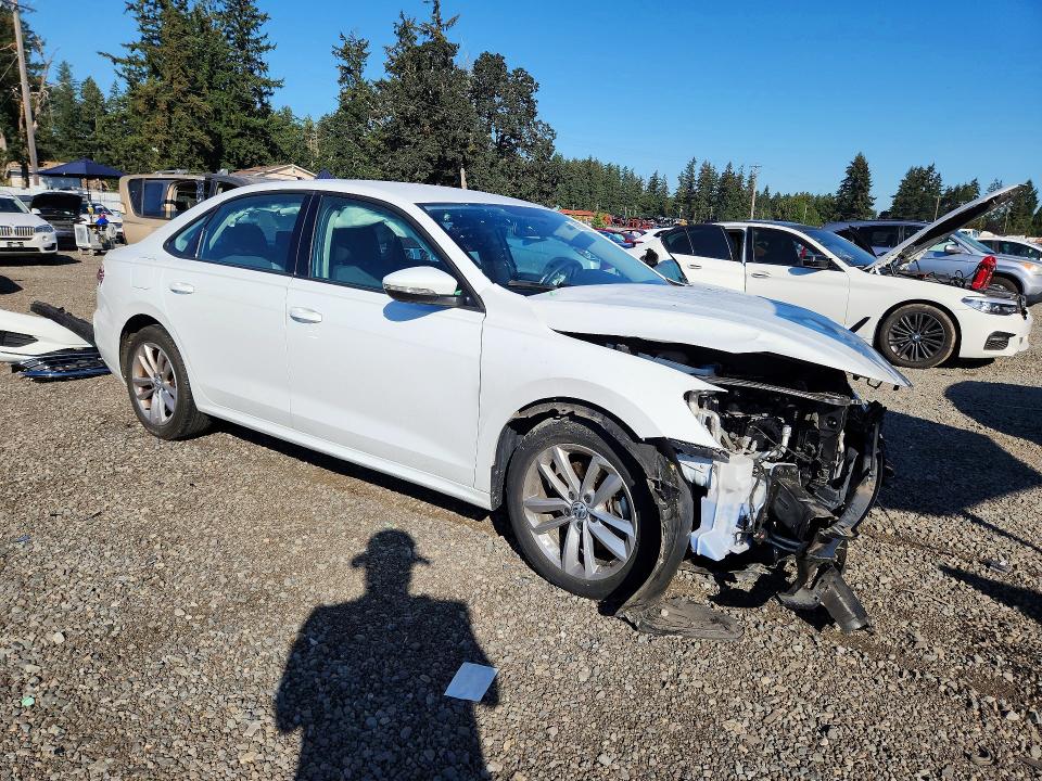 69089656 :رقم المزاد ، 1VWAA7A32MC006239 vin ، 2021 Volkswagen Passat مزاد بيع