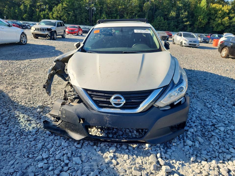 Продажа на аукционе авто 2017 Nissan Altima, vin: 1N4AL3AP2HC288175, номер лота: 68807416