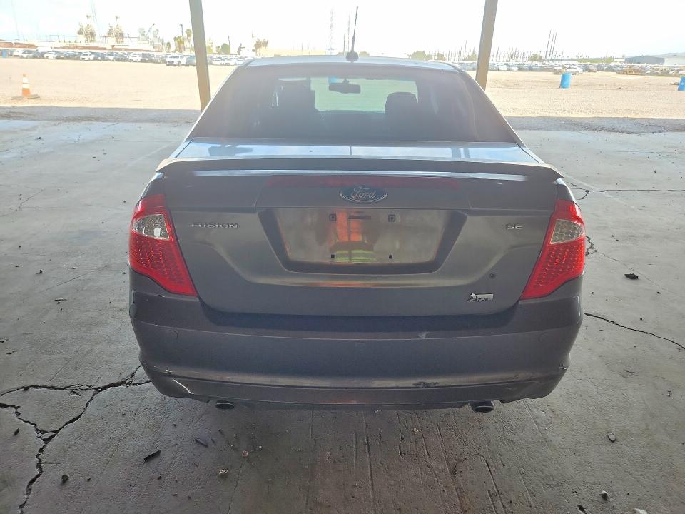 68705086 :رقم المزاد ، 3FAHP0HG3AR275465 vin ، 2010 Ford Fusion مزاد بيع