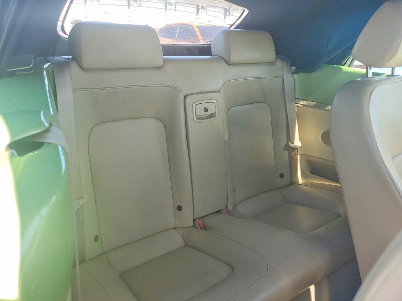 70353616 :رقم المزاد ، 3VWCD21Y64M306993 vin ، 2004 Volkswagen New Beetle مزاد بيع