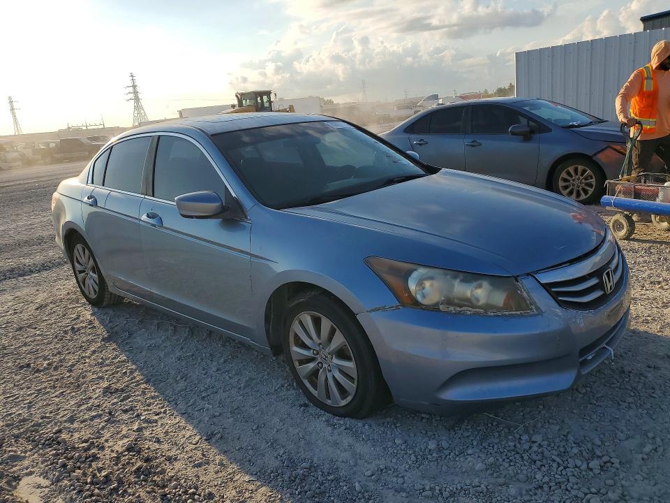 Aukcja sprzedaży 2011 Honda Accord, vin: 1HGCP2F83BA143413, numer aukcji: 70897576