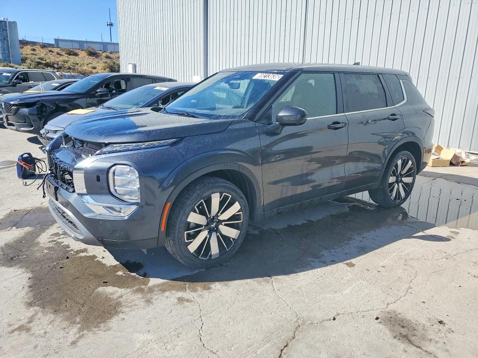 Продажа на аукционе авто 2025 Mitsubishi Outlander, vin: JA4J4VA82SZ060042, номер лота: 69213636