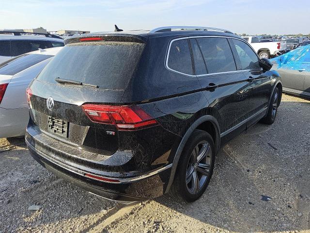64040576 :رقم المزاد ، 3VV3B7AX7JM196546 vin ، 2018 Volkswagen Tiguan مزاد بيع