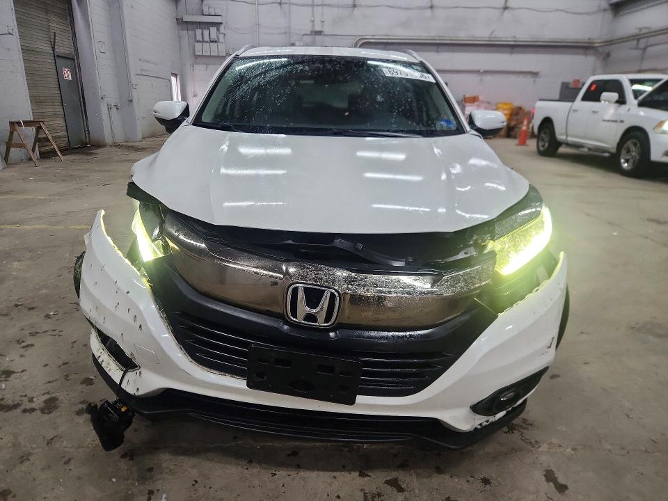 Продаж на аукціоні авто 2022 Honda Hr-v, vin: 3CZRU6H56NM711862, номер лоту: 69751396