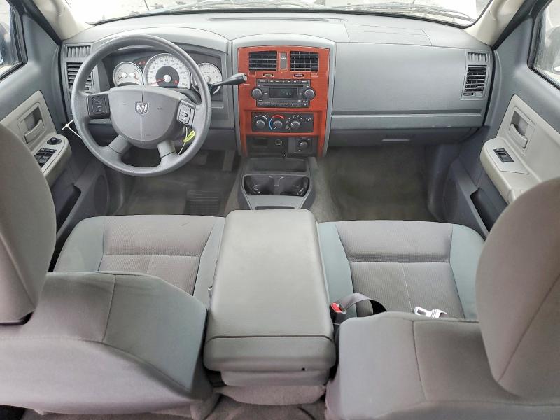63823836 :رقم المزاد ، 1D7HW48K75S225337 vin ، 2005 Dodge Dakota مزاد بيع