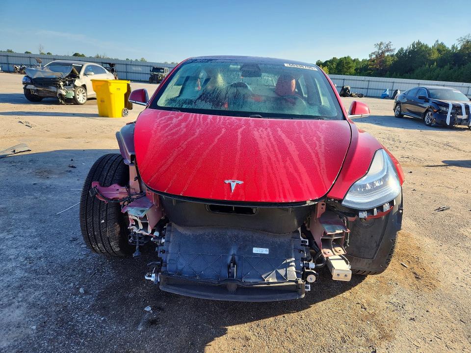 66338706 :رقم المزاد ، 5YJ3E1EA5JF022200 vin ، 2018 Tesla Model 3 مزاد بيع