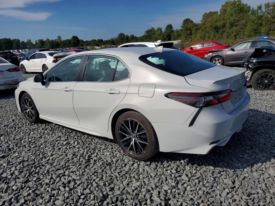 2022 Toyota Camry მანქანა იყიდება აუქციონზე, vin: 4T1T11BK1NU063179, აუქციონის ნომერი: 69131686