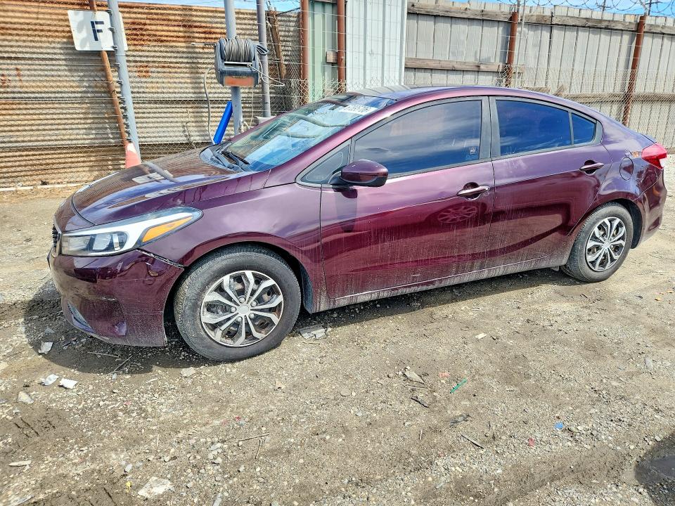 67895706 :رقم المزاد ، 3KPFK4A70HE006441 vin ، 2017 Kia Forte مزاد بيع