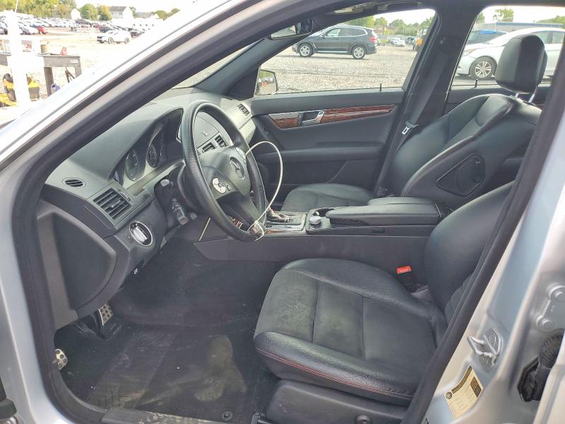 69070256 :رقم المزاد ، WDDGF8BBXBR163379 vin ، 2011 Mercedes-benz C مزاد بيع
