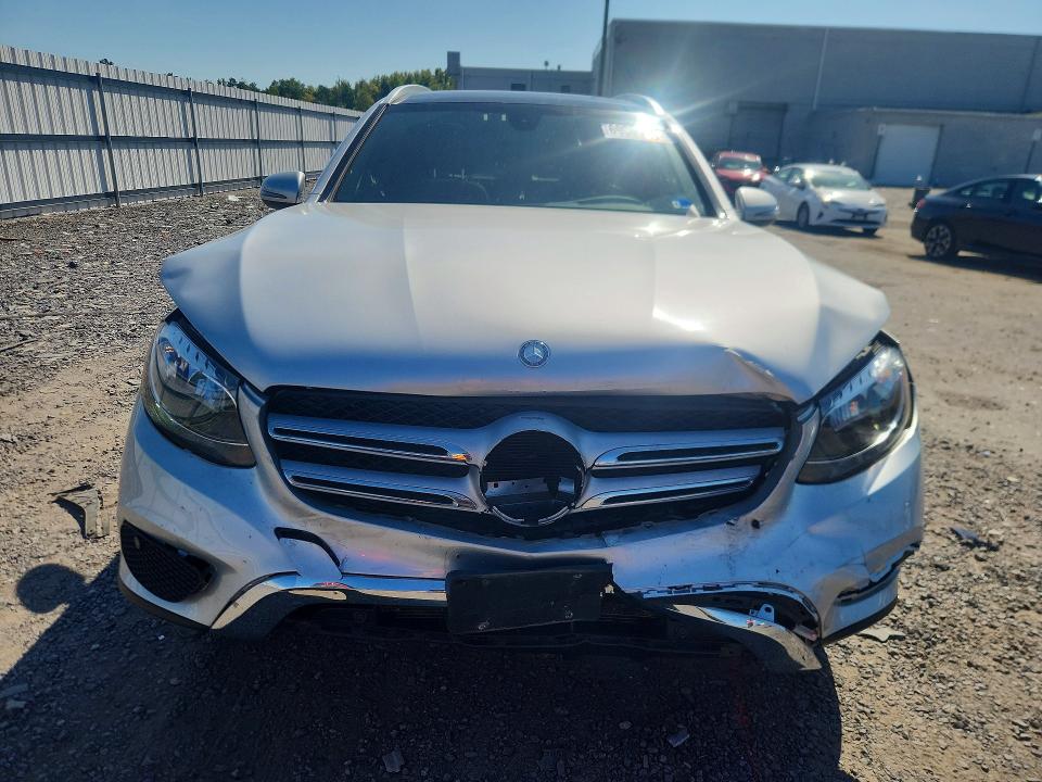 2017 Mercedes-benz Glc მანქანა იყიდება აუქციონზე, vin: WDC0G4KB3HF134831, აუქციონის ნომერი: 69060376