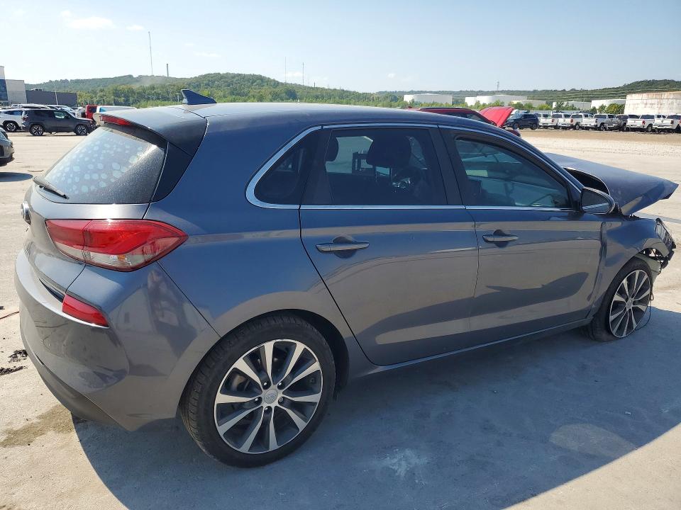 Продаж на аукціоні авто 2018 Hyundai Elantra Gt, vin: KMHH35LE8JU023949, номер лоту: 69859946