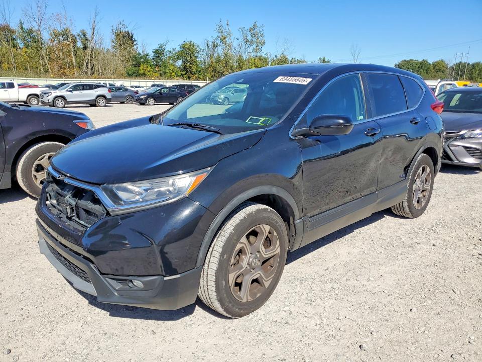 Продаж на аукціоні авто 2018 Honda Cr-v, vin: 7FARW2H88JE025828, номер лоту: 69455646