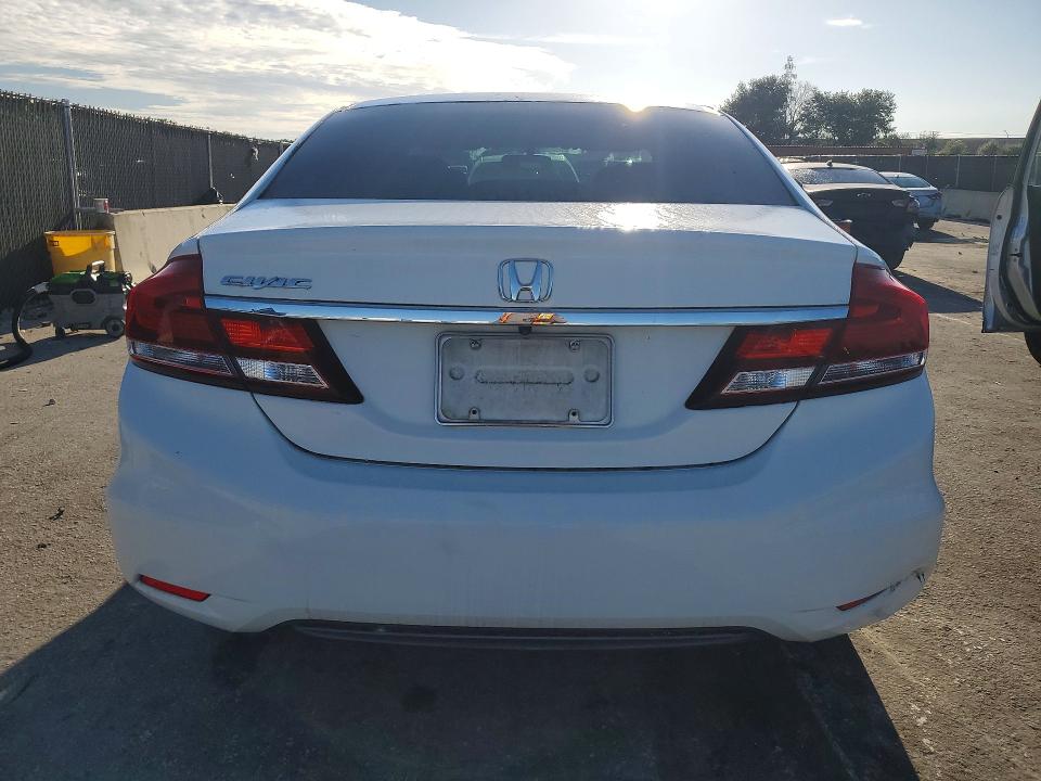 Продажа на аукционе авто 2015 Honda Civic, vin: 19XFB2F76FE057677, номер лота: 69442456