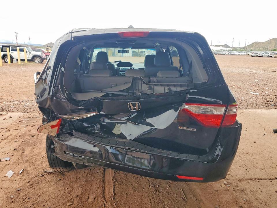 70123386 :رقم المزاد ، 5FNRL5H92BB065273 vin ، 2011 Honda Odyssey مزاد بيع