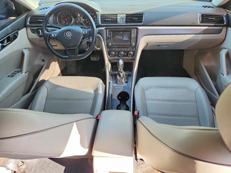 68373736 :رقم المزاد ، 1VWDT7A32HC033924 vin ، 2017 Volkswagen Passat مزاد بيع
