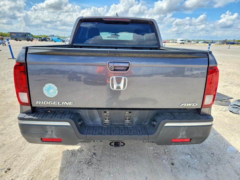 Продажа на аукционе авто 2017 Honda Ridgeline, vin: 5FPYK3F57HB033437, номер лота: 71009456