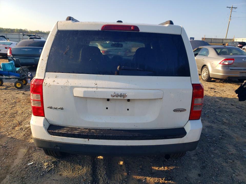 2015 Jeep Patriot მანქანა იყიდება აუქციონზე, vin: 1C4NJRFB2FD189316, აუქციონის ნომერი: 68862606