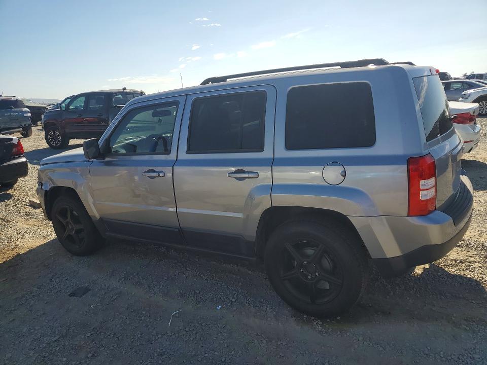 67064276 :رقم المزاد ، 1C4NJPBAXED769459 vin ، 2014 Jeep Patriot مزاد بيع