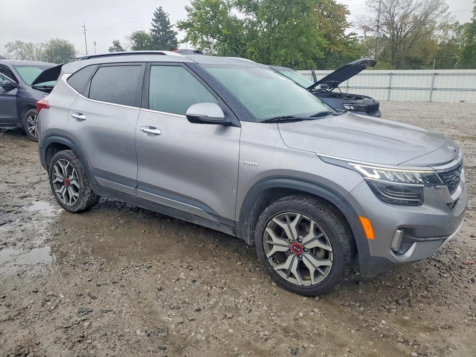 Aukcja sprzedaży 2021 Kia Seltos, vin: KNDETCA25M7059217, numer aukcji: 70425446
