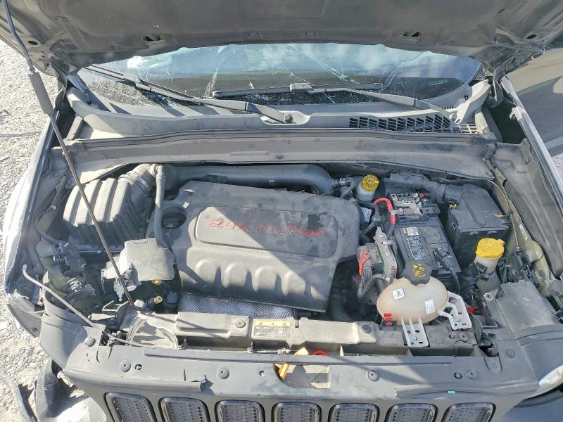 Продажа на аукционе авто 2018 Jeep Renegade, vin: ZACCJABB7JPH61523, номер лота: 69914436