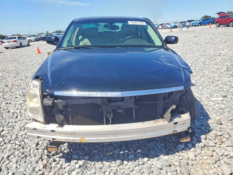 70301376 :رقم المزاد ، 1G6KD57Y18U160966 vin ، 2008 Cadillac Dts مزاد بيع